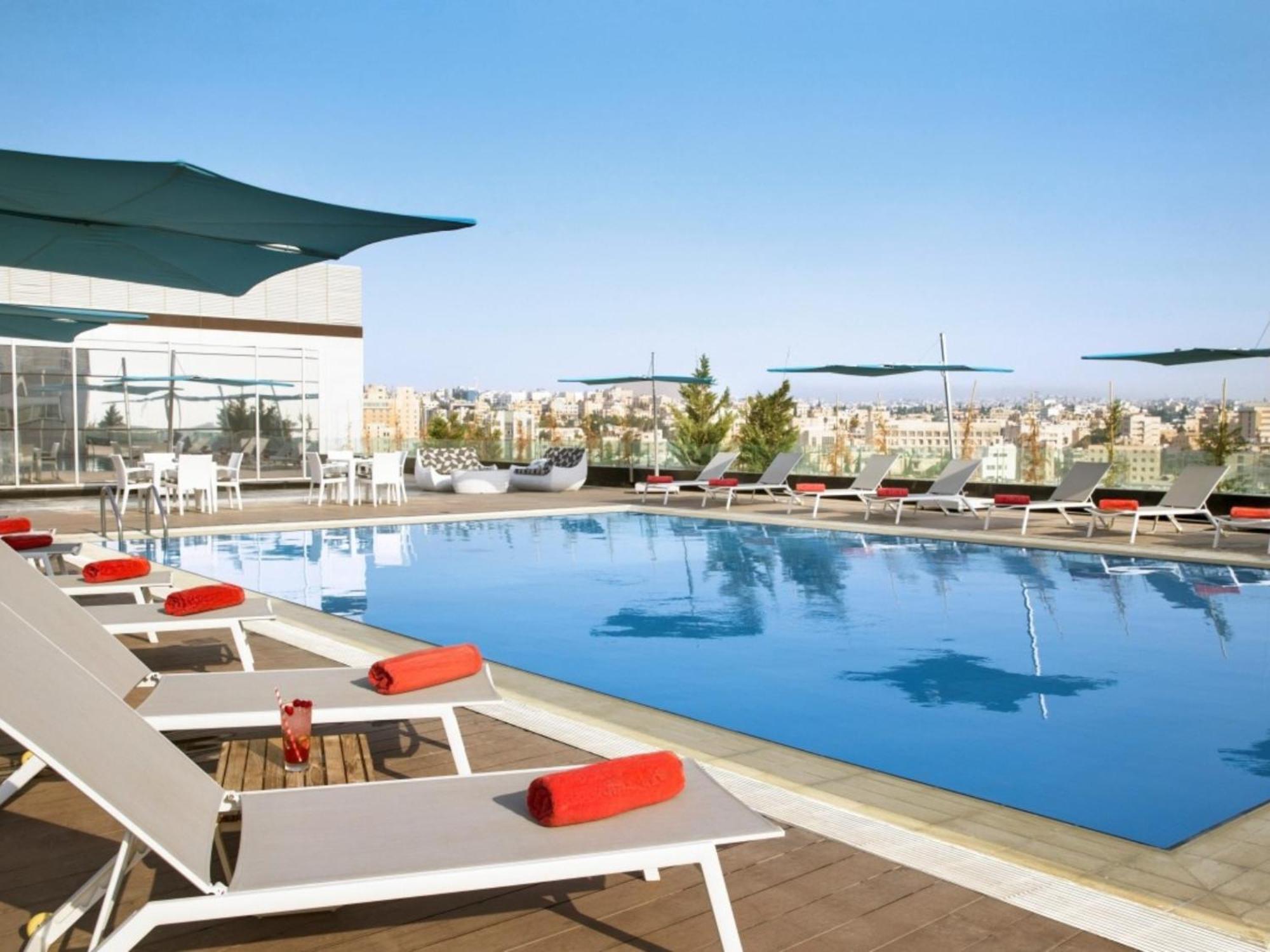 The Abdali Boulevard Hotel Amman Dış mekan fotoğraf The pool at the Westin Palace, Jerusalem